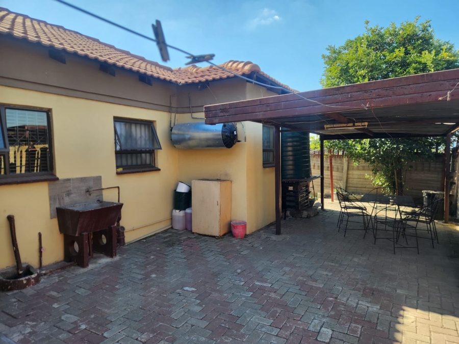 3 Bedroom Property for Sale in Boitekong North West
